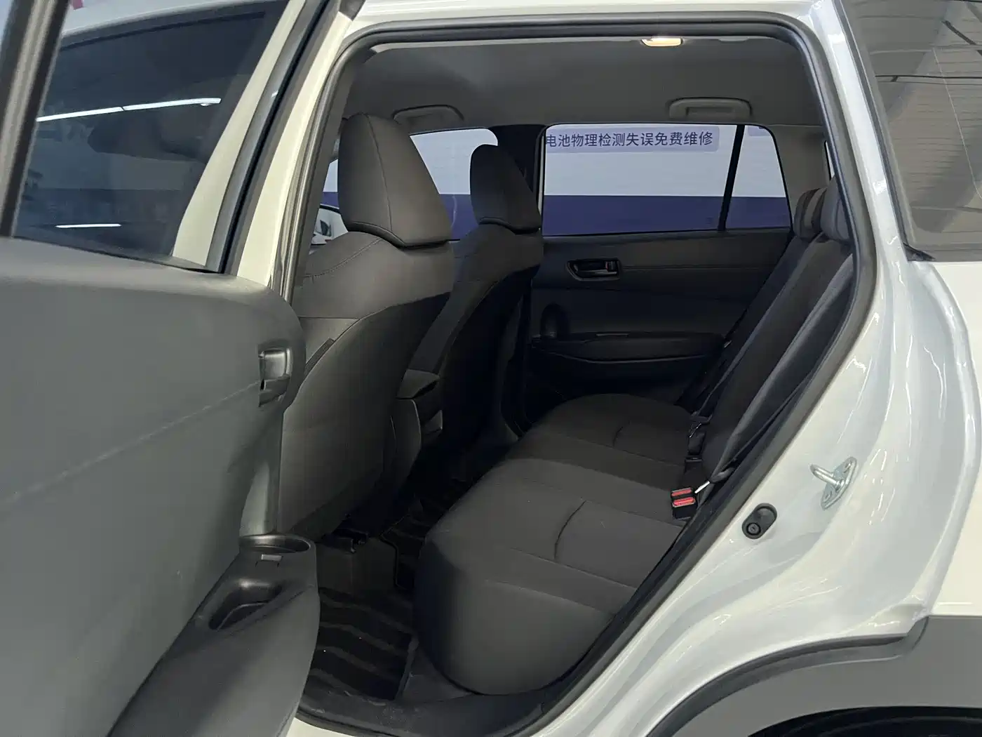 Toyota Corolla Cross 2023 2.0L Pioneer Edition фото 6