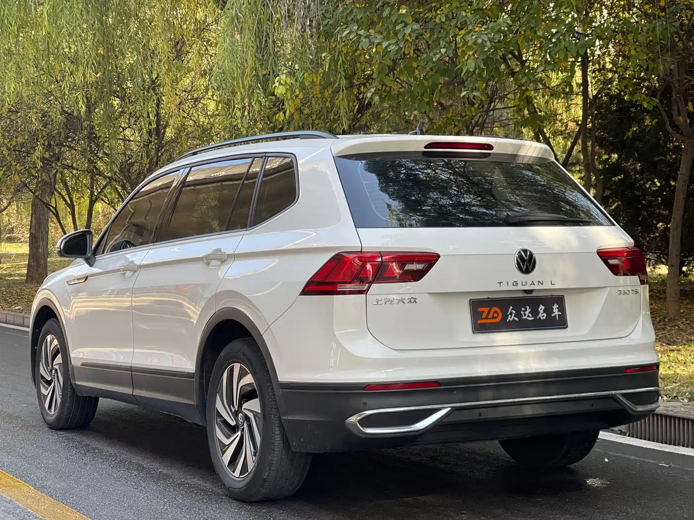 Volkswagen Tiguan L 2022 330TSI Automatic 2WD Comfort Edition фото 12