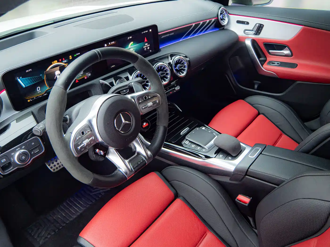 Mercedes-Benz CLA AMG 2021 AMG CLA 45 4MATIC+ фото 24
