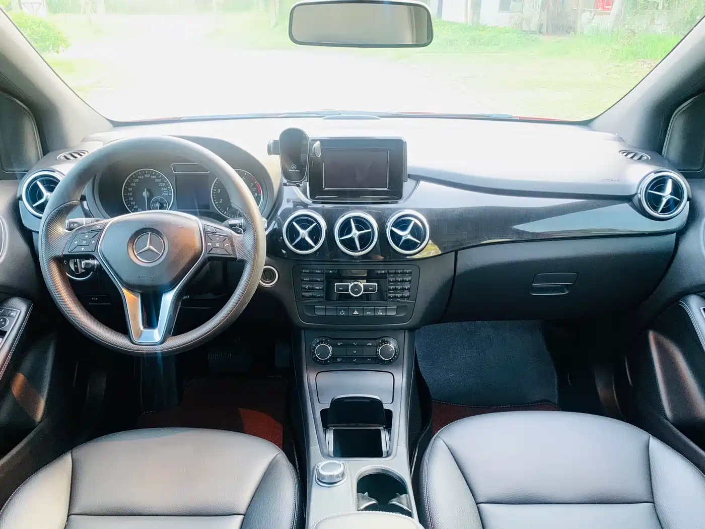 Mercedes-Benz B-Class 2012 B 180 фото 12