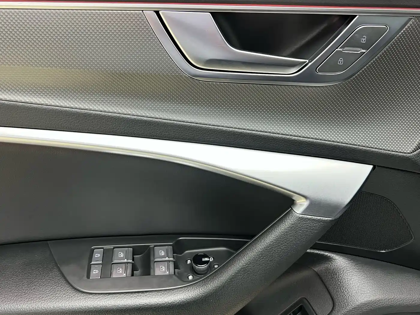 Audi A6L 2023 45 TFSI Premium Selection Dynamic фото 19