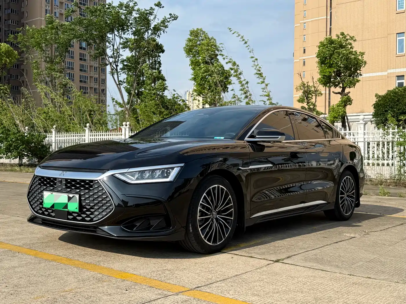 BYD Han 2024 DM-i Glory Edition 121KM Honor