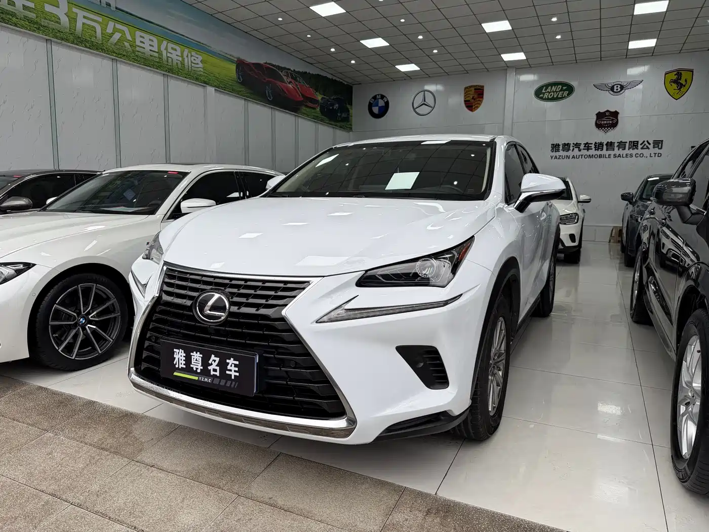 Lexus NX 2017 300 FWD Sharp Edition фото 11