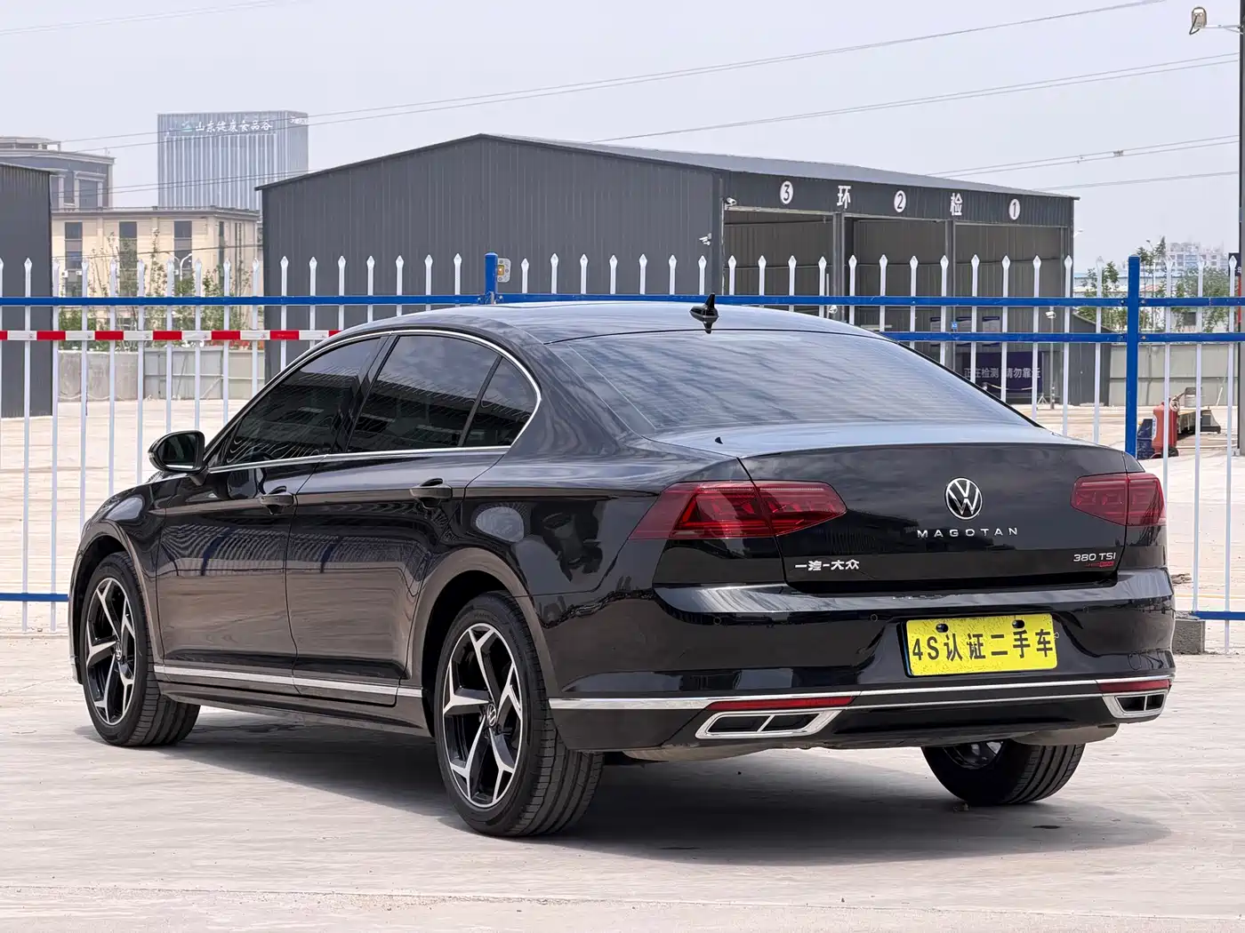 Volkswagen Magotan 2025 Popular Edition 330TSI DSG Luxury фото 22
