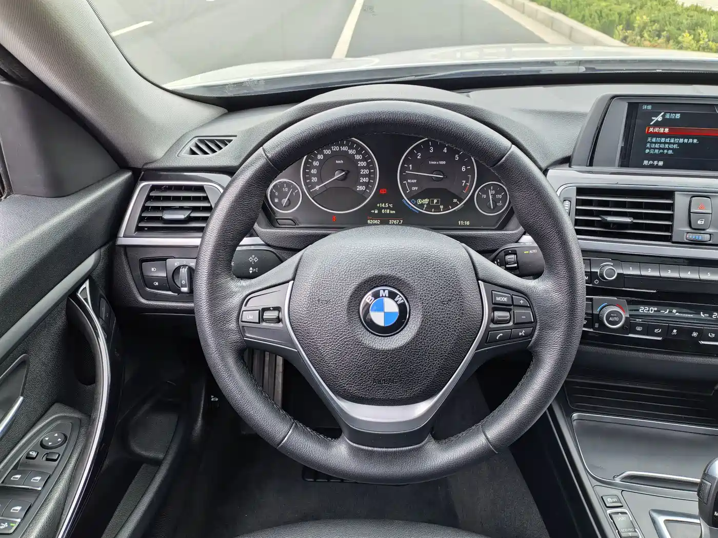 BMW 3 Series GT 2018 320i Fashion фото 8
