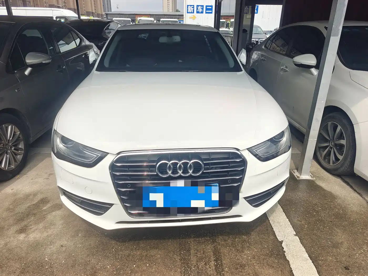 Audi A4L 2016 35 TFSI Collector's Edition Automatic Standard фото 2