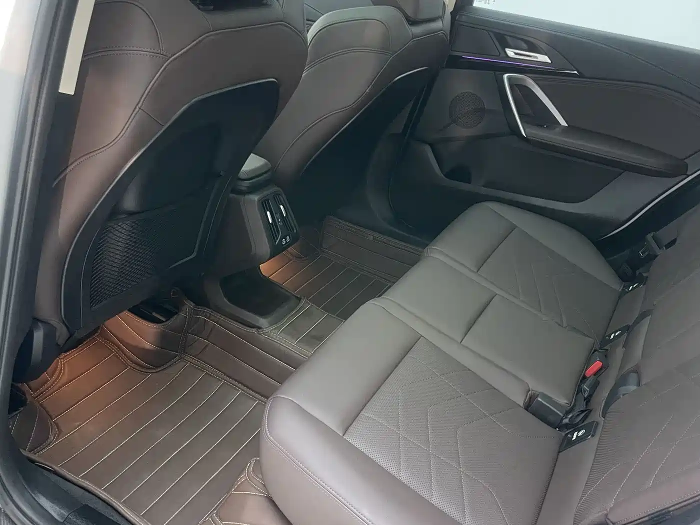 BMW X1 2023 sDrive20Li X Design Package фото 27