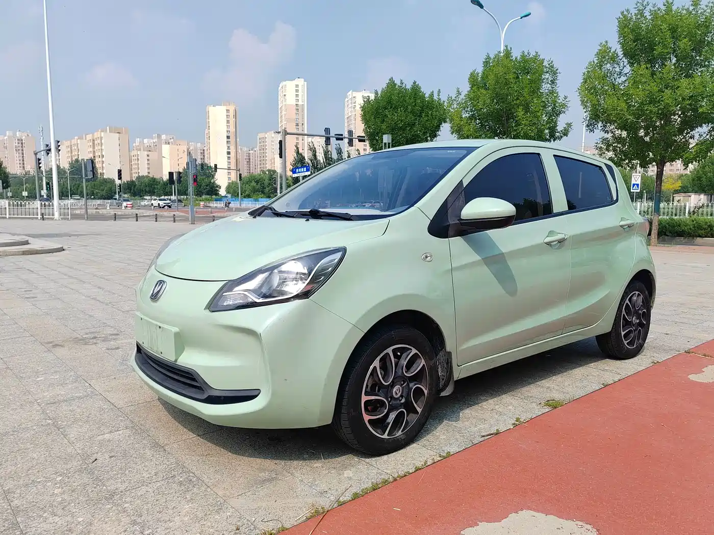 Changan Benben E-Star 2022 2021 National Edition Colorful Version LFP (31.95kWh)