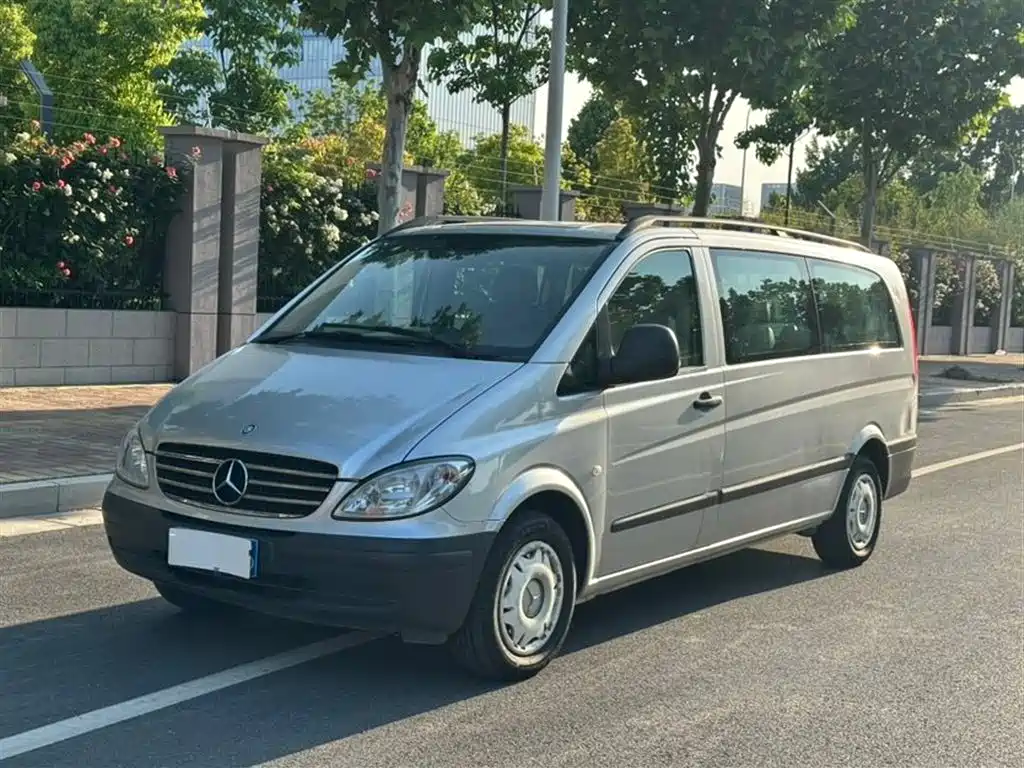 Mercedes-Benz Vito 2010 2.5L Business Edition
