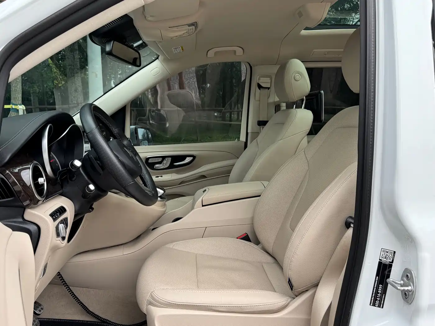 Mercedes-Benz V-Class 2017 Model V 260 Premium Edition фото 11