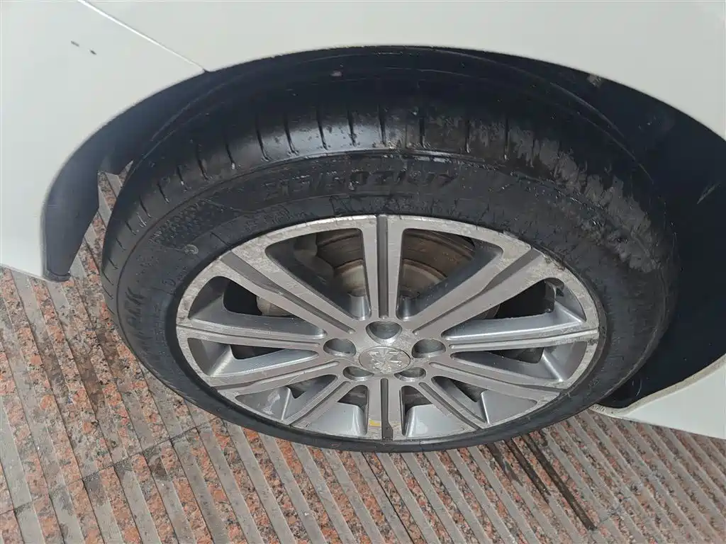 Peugeot 408 2018 350THP Automatic Luxury Edition фото 22