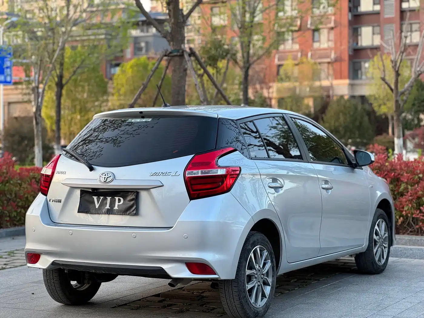 Toyota YARiS L Zhi Xuan 2022 1.5L CVT Luxury PLUS Edition фото 10