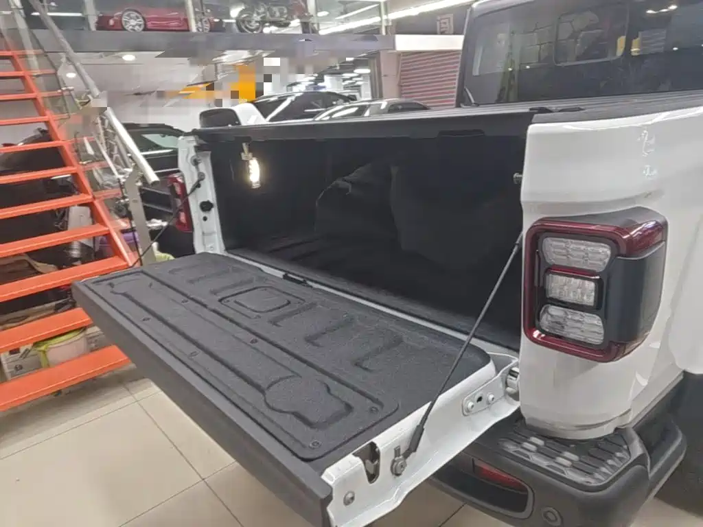 Jeep Gladiator 2023 2023 3.6L Overland