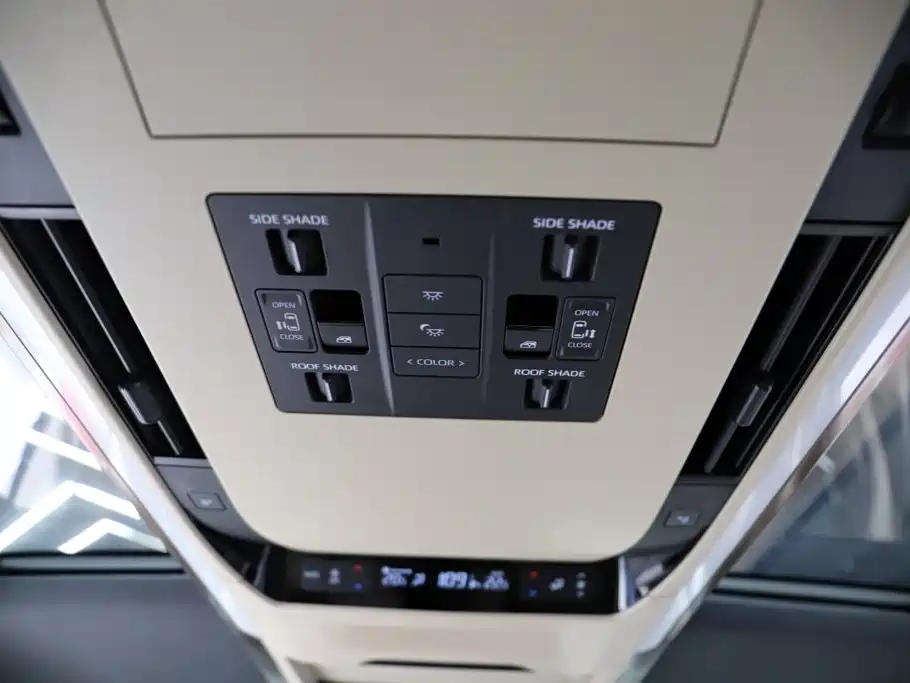 Toyota Alphard 2025 2025 Hybrid 2.5L Ultimate Gold Edition