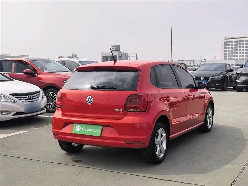 Volkswagen Polo 2016 1.6L Automatic Comfort фото 10