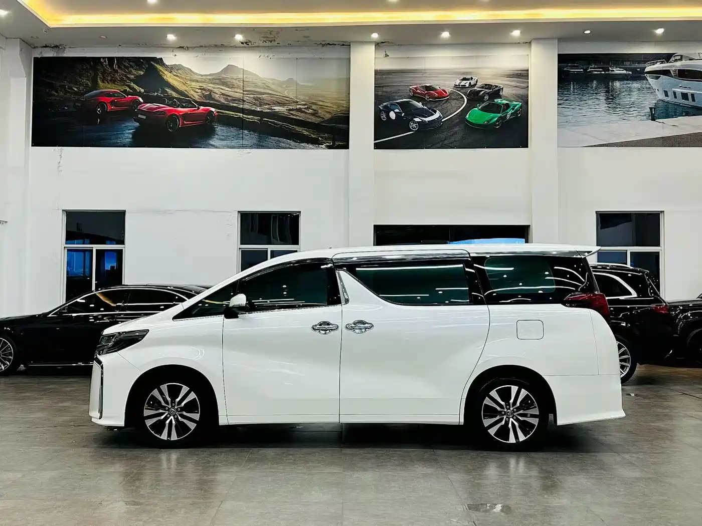 Toyota Alphard 2018 Facelift 3.5L Premium Edition фото 3