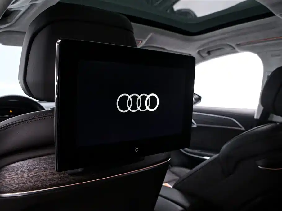 Audi A8 2021 A8L 55 TFSI quattro Premium фото 16