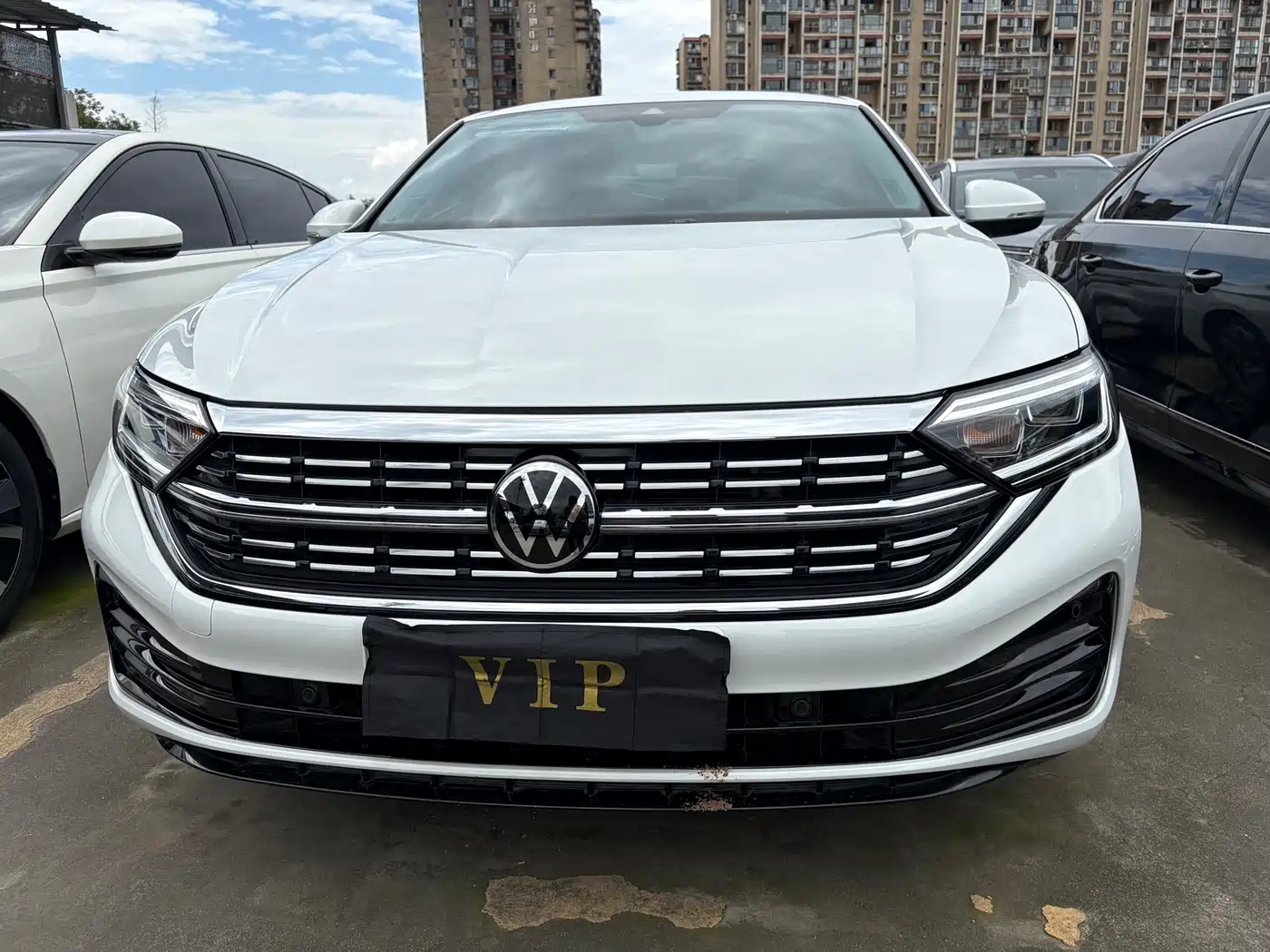 Volkswagen Sagitar 2023 300TSI DSG Surpassing Edition фото 2