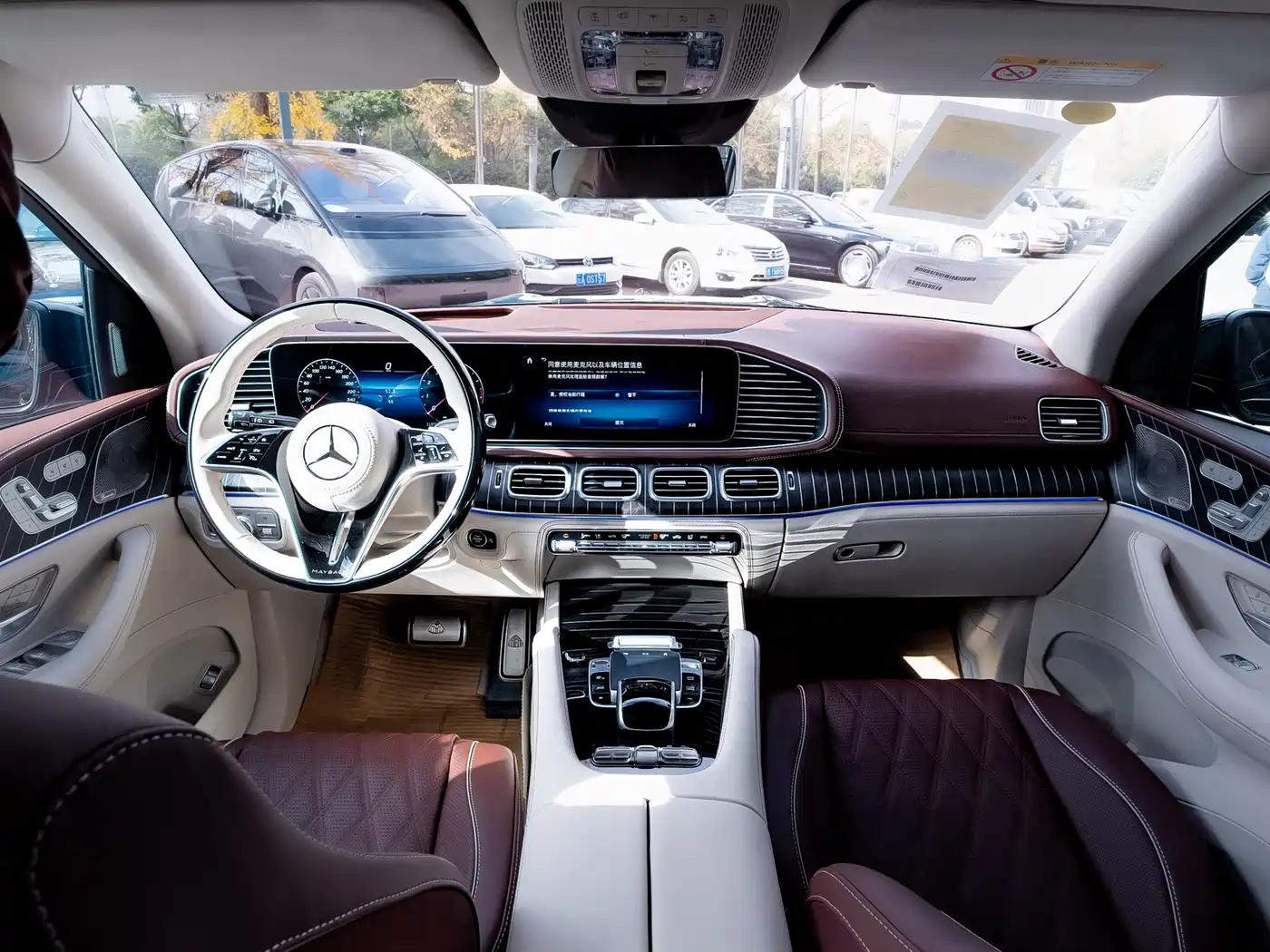 Mercedes-Benz Maybach GLS 2025 GLS 600 4MATIC Liyue Edition фото 8