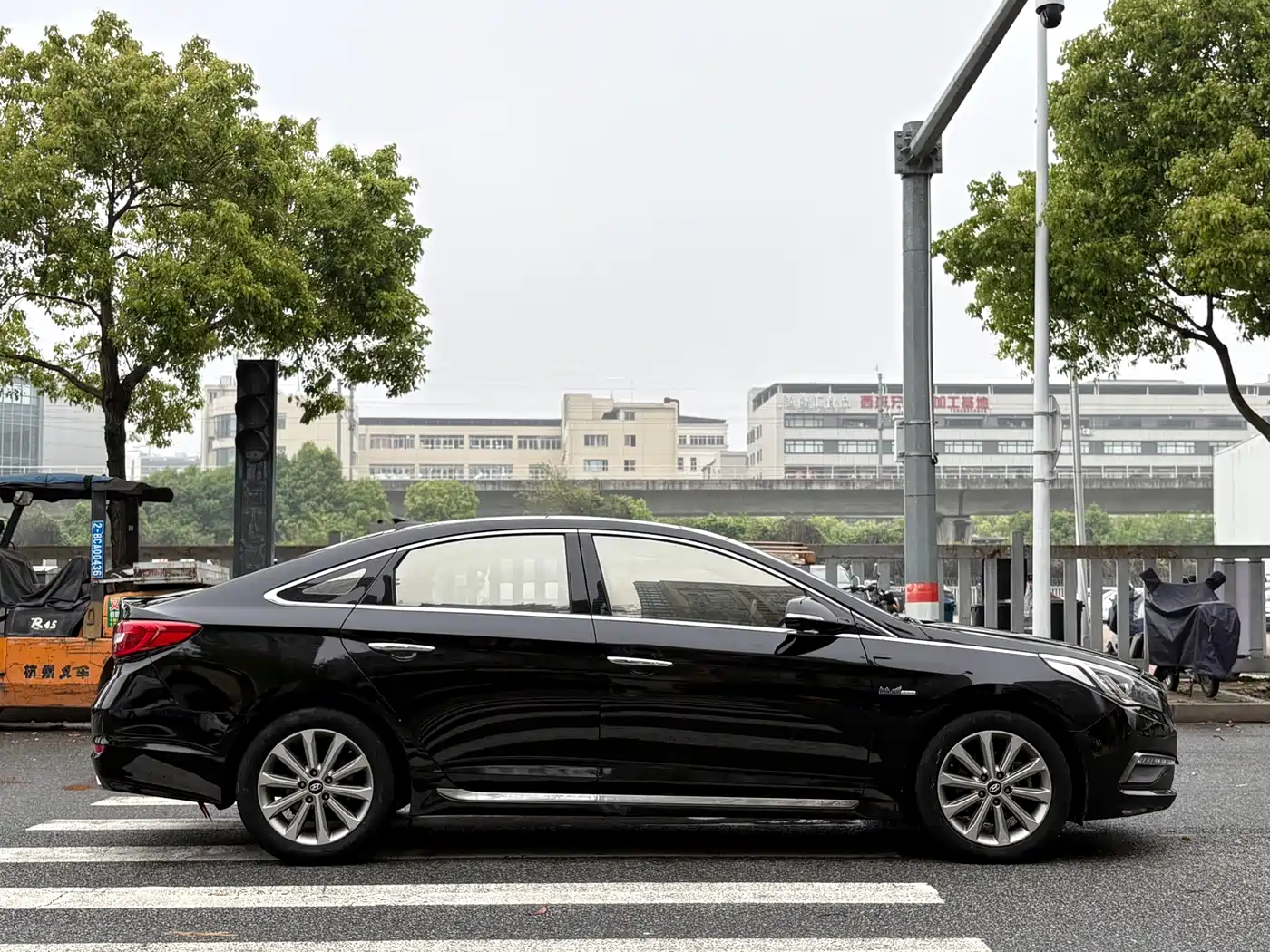Hyundai Sonata 2015 1.6T GLS Smart фото 4