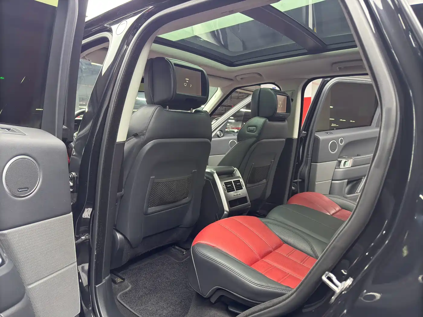 Land Rover Range Rover Sport 2016 3.0 SC V6 HST фото 13