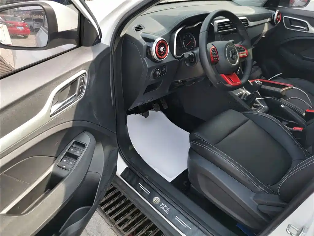 MG ZS 2020 2020 Global Million Bestseller 1.5L Manual with 65-inch Panoramic Sunroof