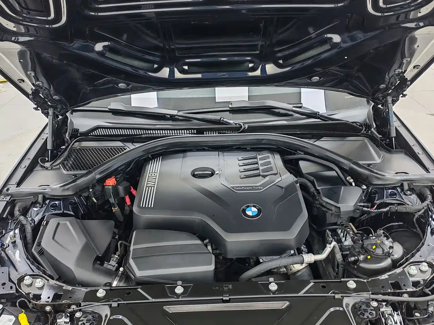 BMW 3 Series 2023 320Li M Sport Package фото 18