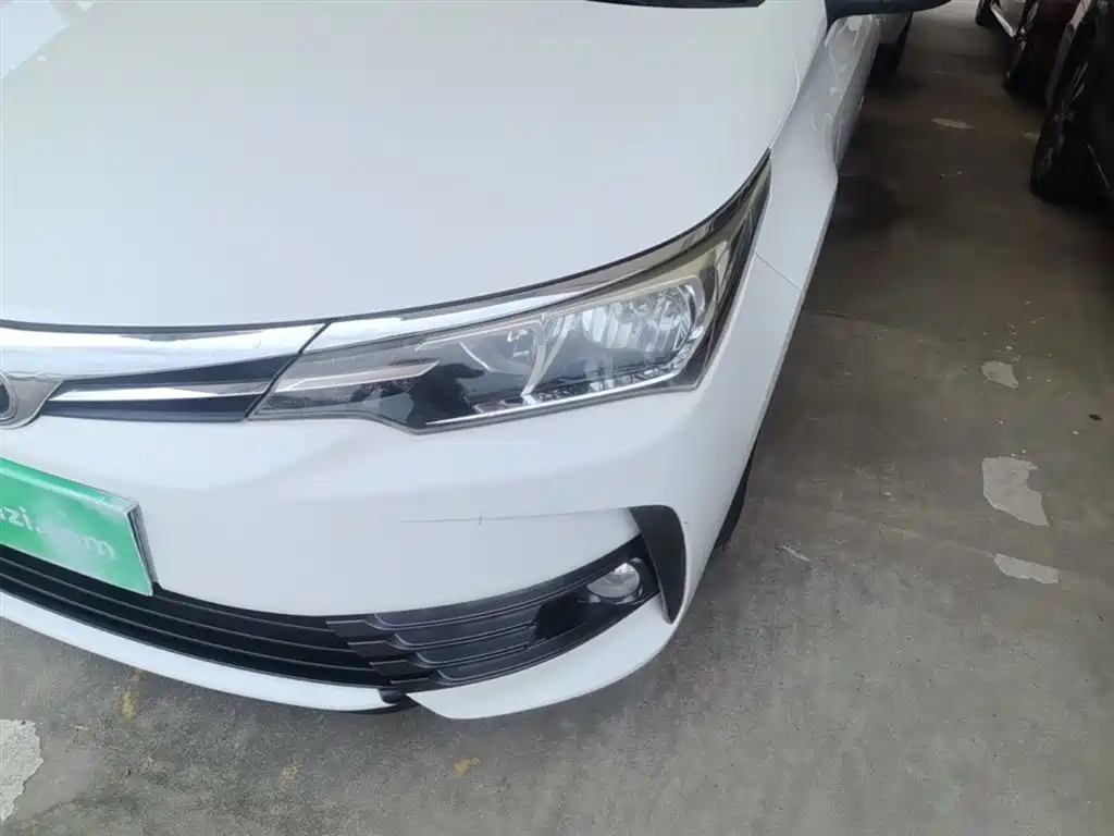 Toyota Corolla 2017 Facelift 1.2T S-CVT GL-i фото 24