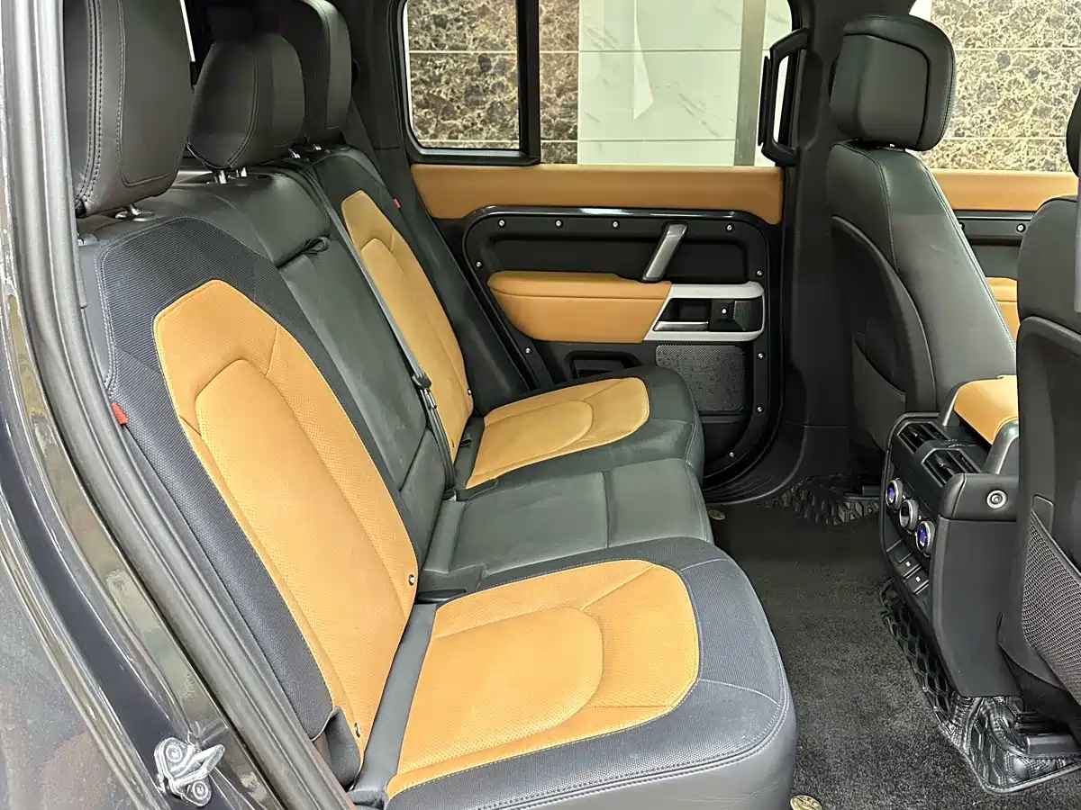 Land Rover Defender 2024 2024 110 3.0T P400 X-DYNAMIC HSE
