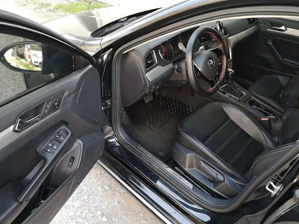 Volkswagen Lamando 2018 230TSI DSG Trend Edition фото 16