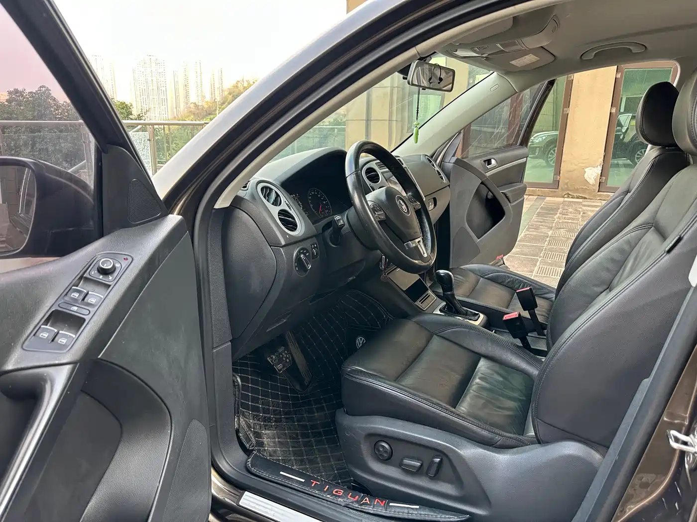 Volkswagen Tiguan 2015 1.8TSI Automatic 2WD Comfortline фото 9
