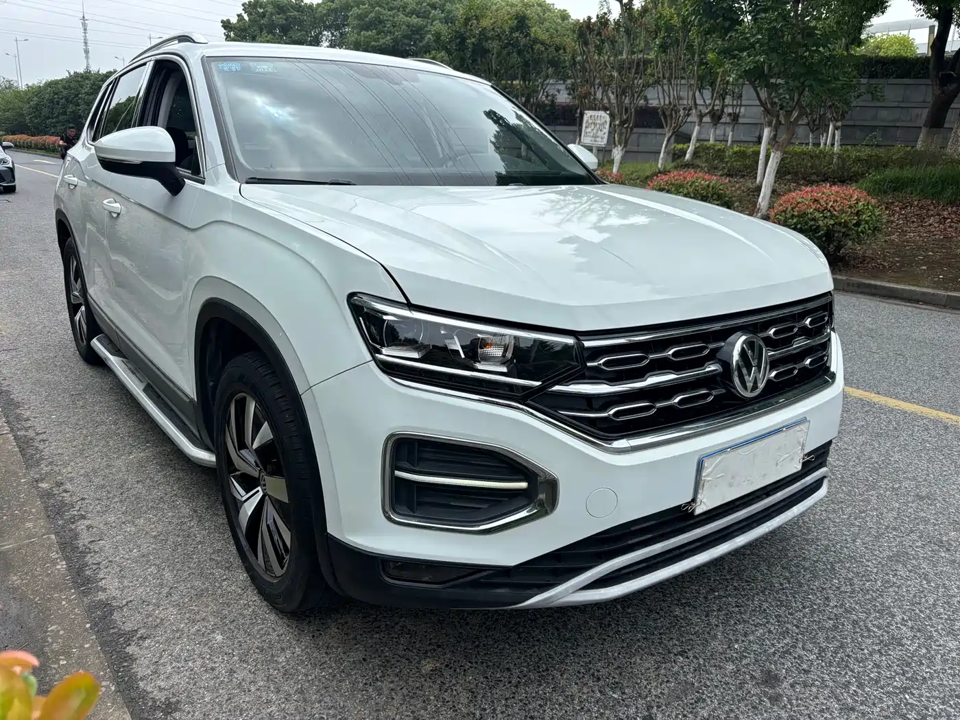 Volkswagen Tayron 2019 330TSI 2WD Luxury China VI фото 3
