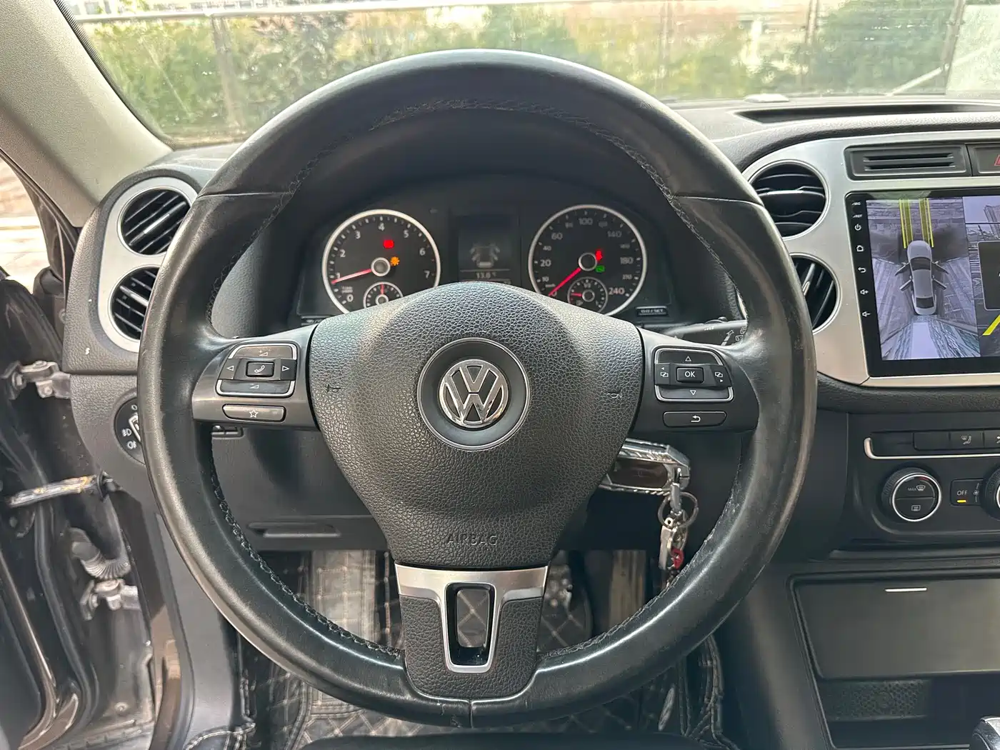 Volkswagen Tiguan 2015 1.8TSI Automatic 2WD Comfortline фото 15