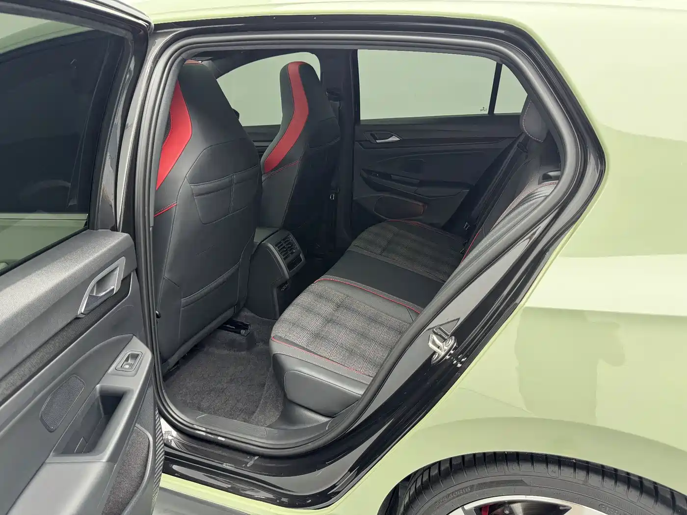 Volkswagen Golf GTI 2024 2023 380TSI DSG GTI