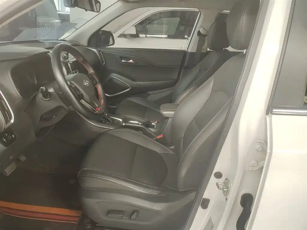 Hyundai Beijing Hyundai ix35 2019 2.0L Automatic 2WD Zhiyong·Enjoy China V фото 15