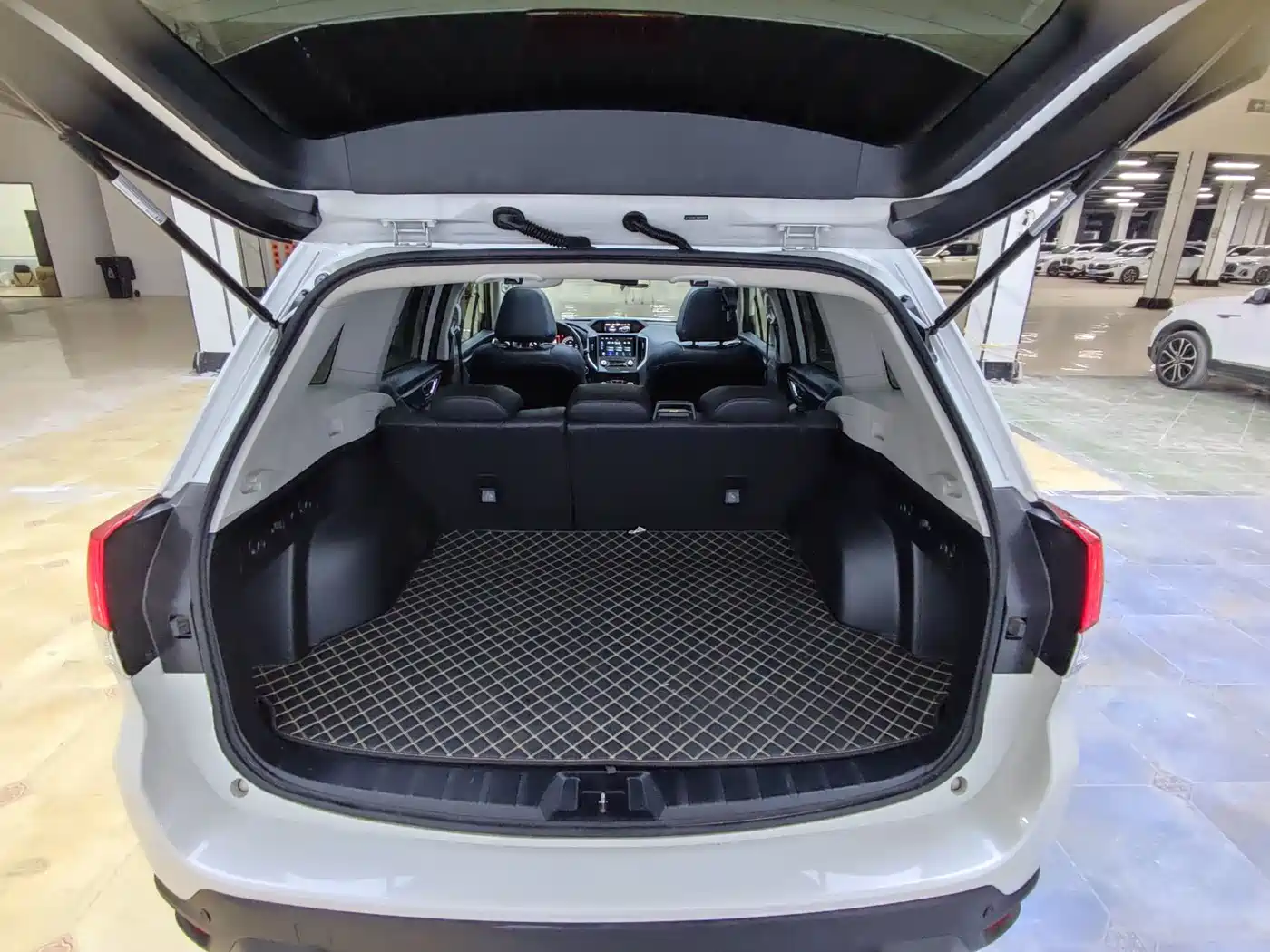 Subaru Forester 2022 2.0i AWD Luxury Edition with EyeSight фото 19