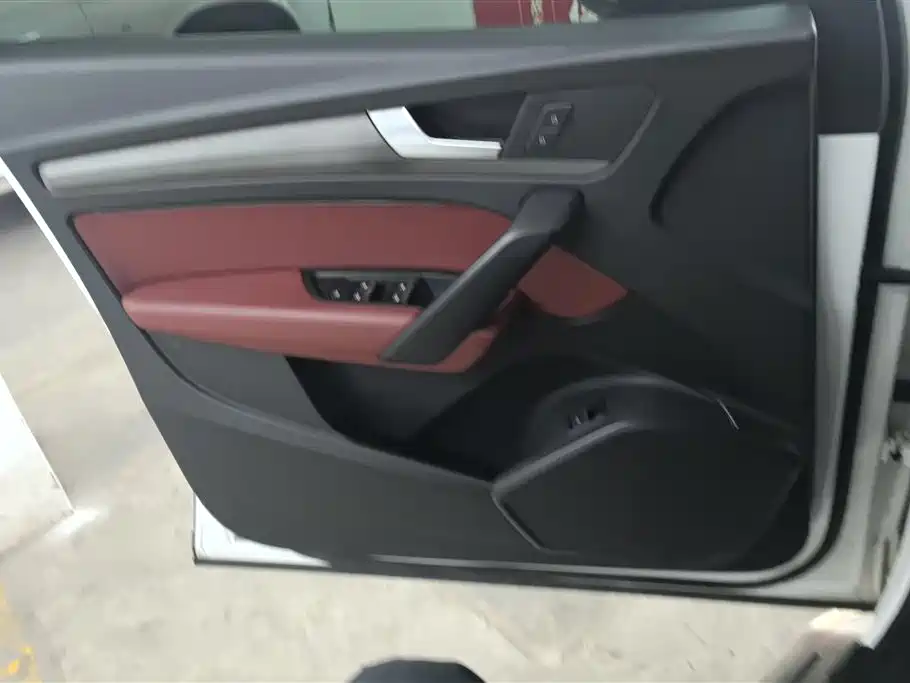 Audi Q5L 2018 40 TFSI Prestige Fashion (China V) фото 7