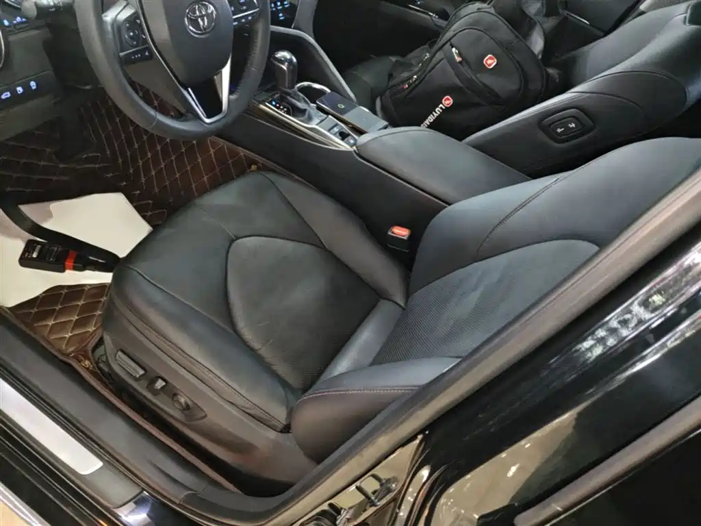 Toyota Camry 2018 2.0G Luxury Edition фото 15