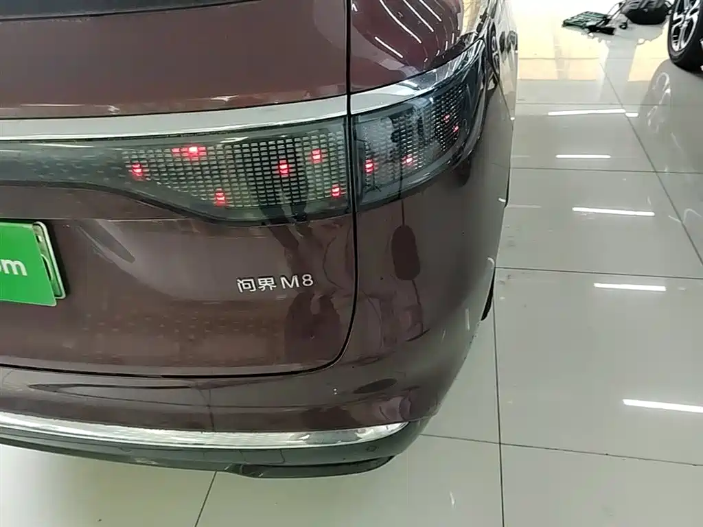 AITO Wenjie AITO M8 2025 Model Extended Range Ultra Edition 53.4kWh 5-Seater фото 8