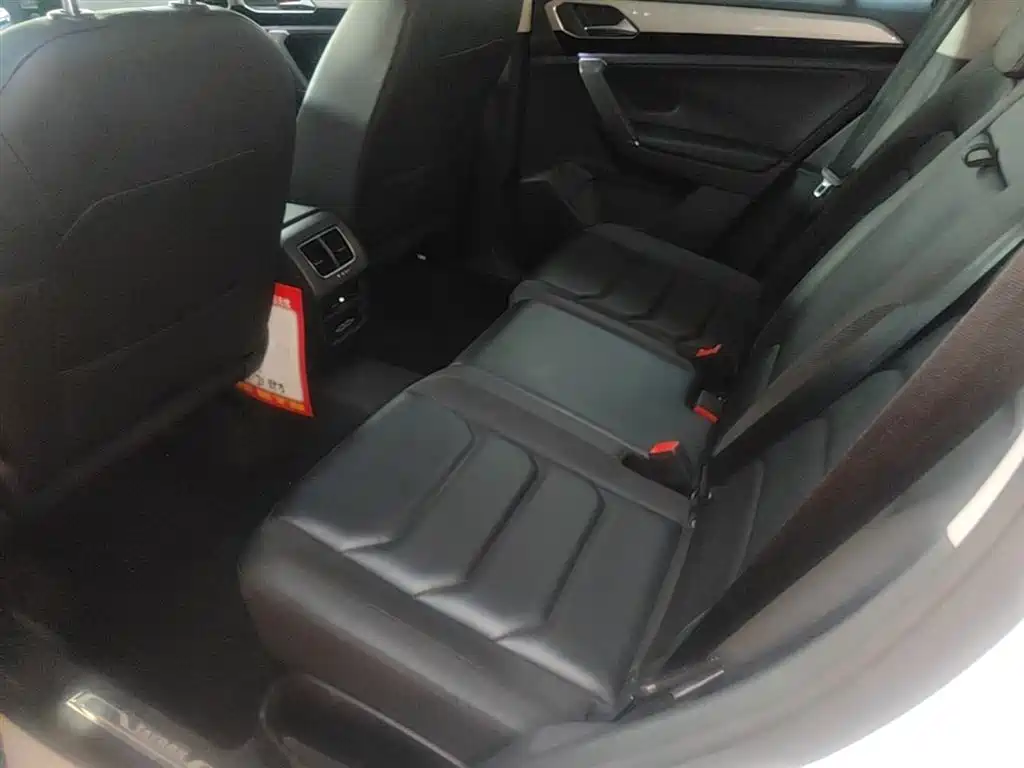 Volkswagen Tayron 2019 330TSI 2WD Luxury China VI фото 16