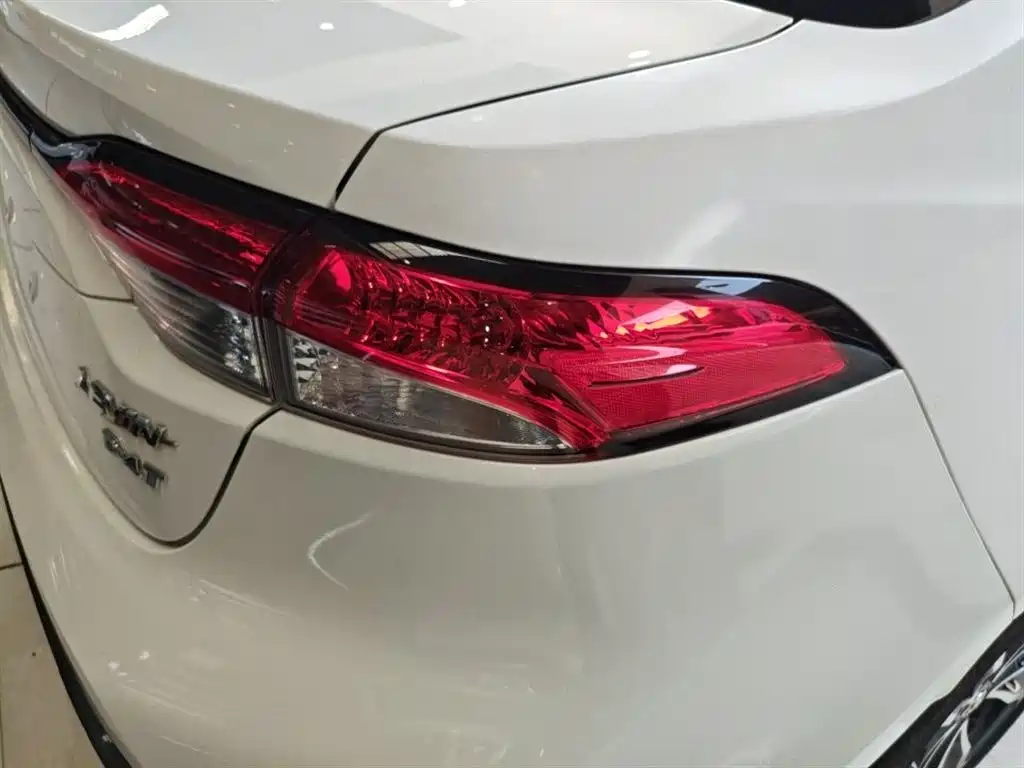 Toyota Levin 2021 185T CVT Sport Edition фото 13