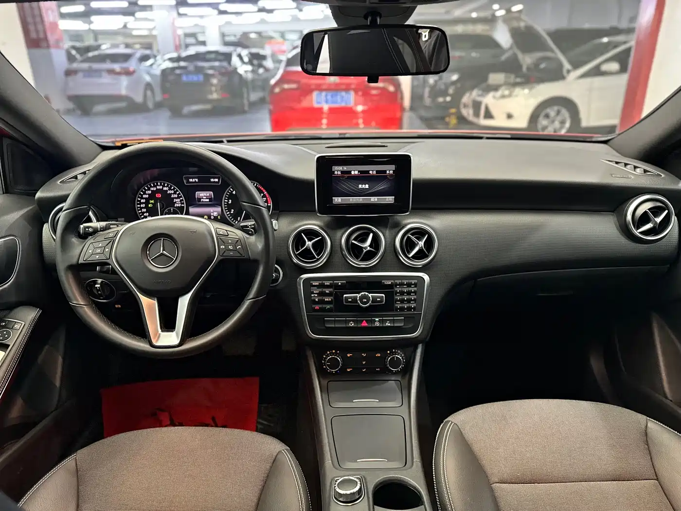 Mercedes-Benz A-Class (Import) 2016 A 180 фото 9