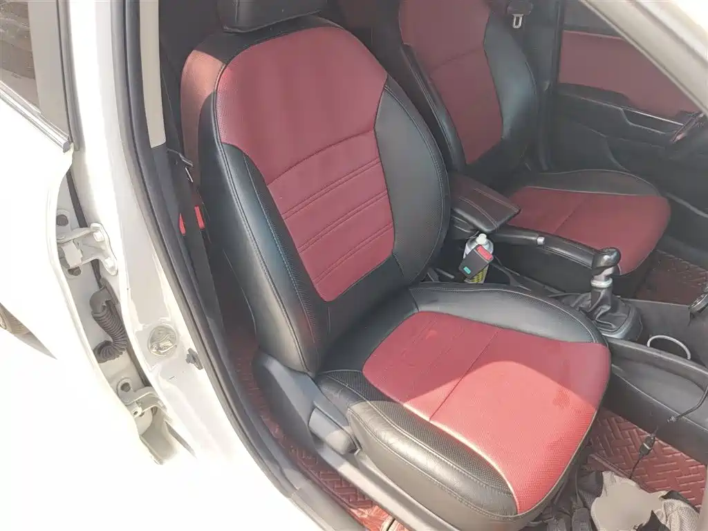 Kia K2 2015 Hatchback 1.4L MT GLS Cool Edition фото 20