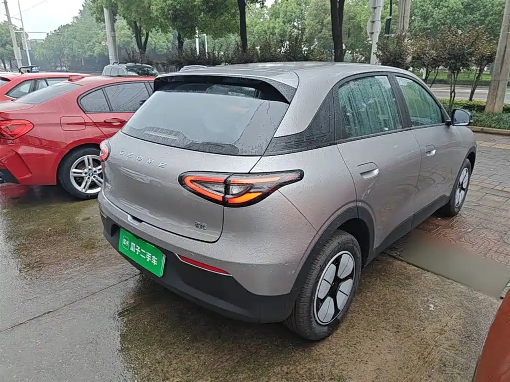 Geely Galaxy Starry Wish 2026 Edition 310km Youth Version фото 7