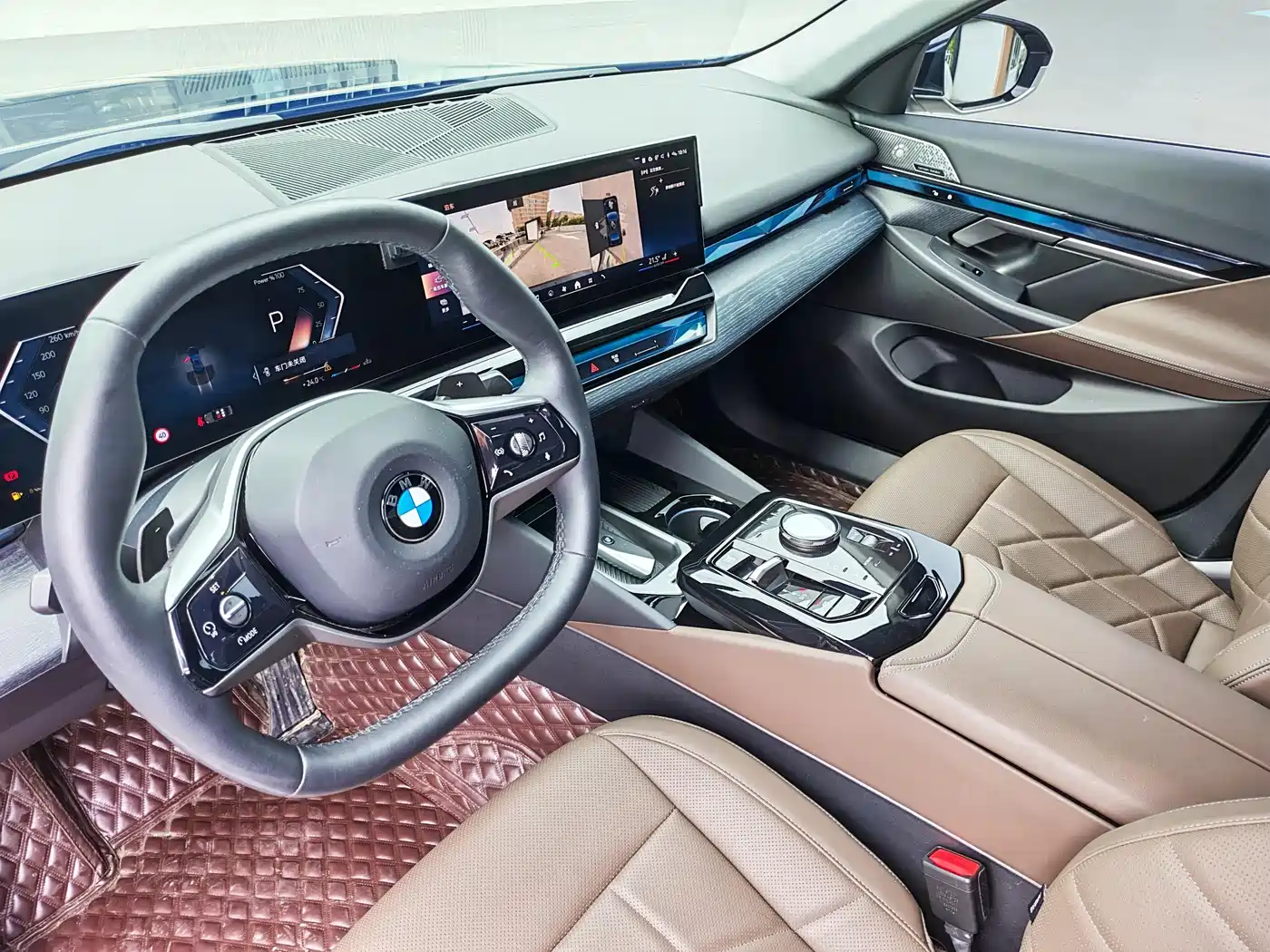 BMW 5 Series 2024 530Li Leading Model Luxury Package фото 13