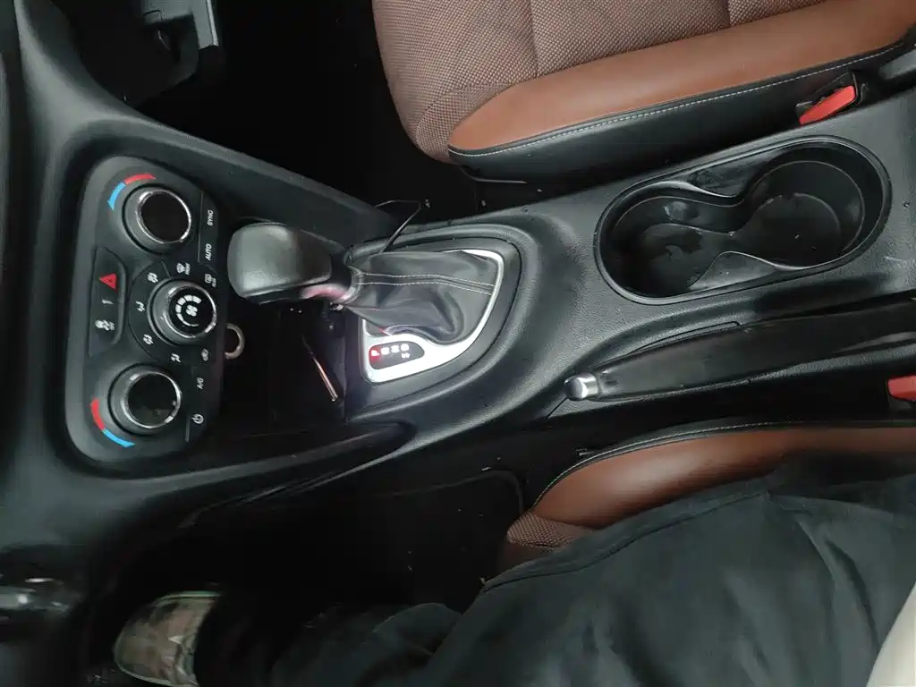 Fiat Viaggio 2018 2017 1.4T Auto Power Edition