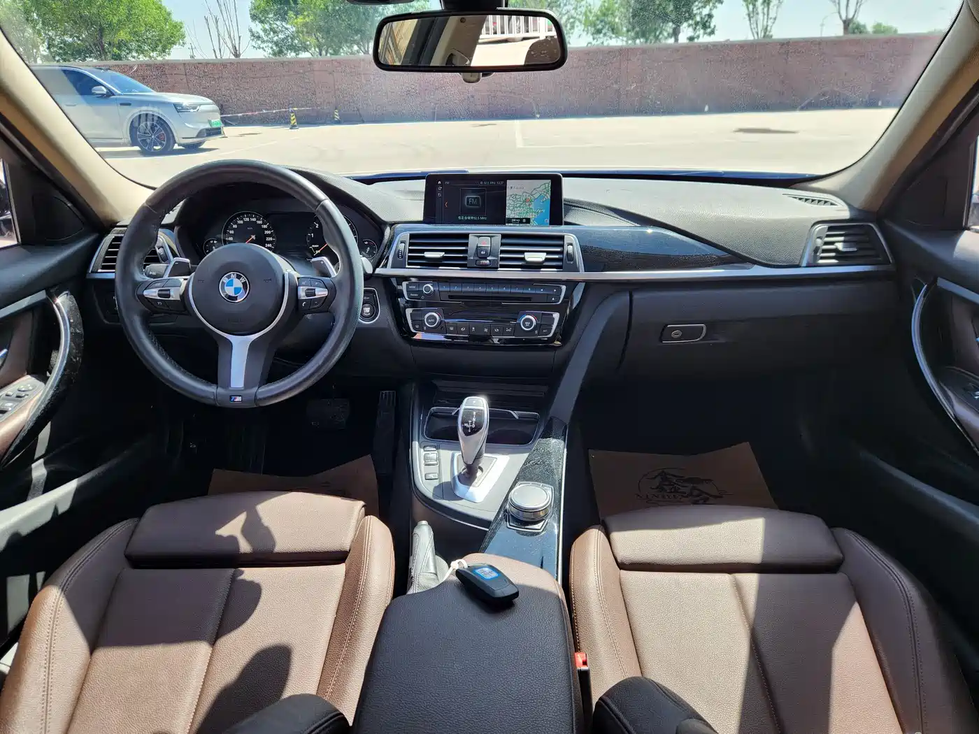 BMW 3 Series 2019 320Li M Sport Package фото 8