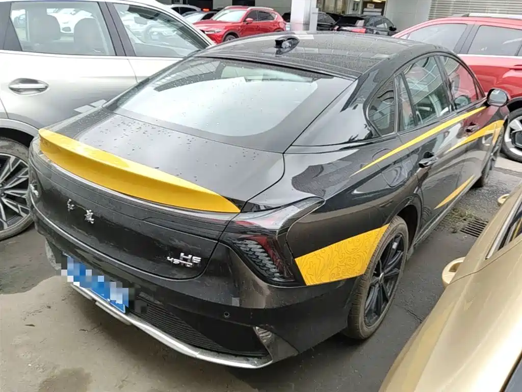 Hongqi H6 2025 Model 2.0T Fashion Edition фото 5