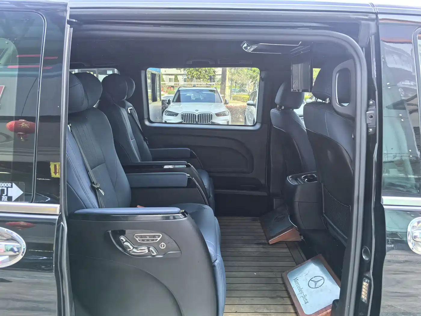 Mercedes-Benz Vito 2021 2.0T Business Edition 7-seater фото 6