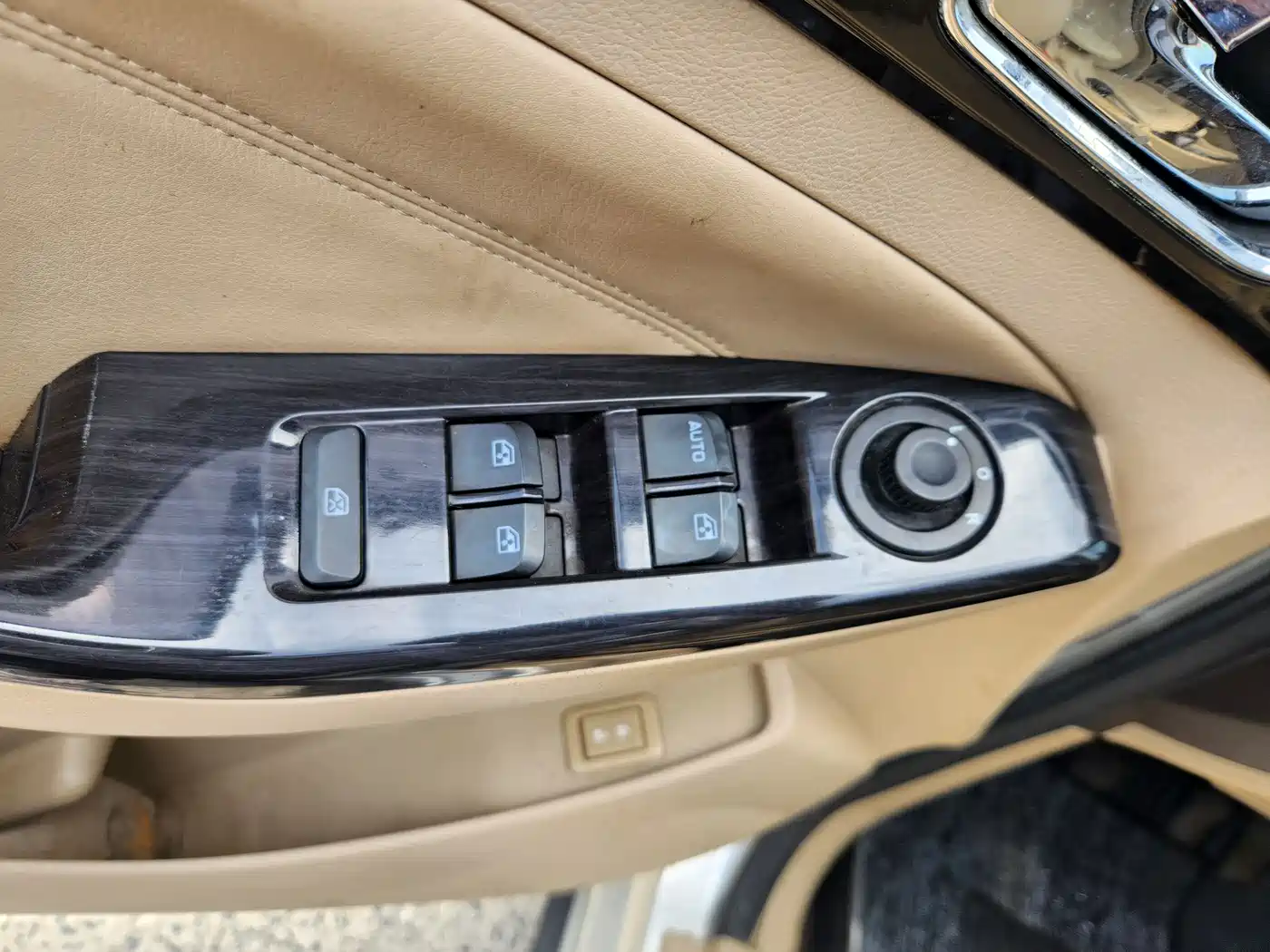 Baojun 730 2015 2016 1.5L Manual Luxury 7-seater
